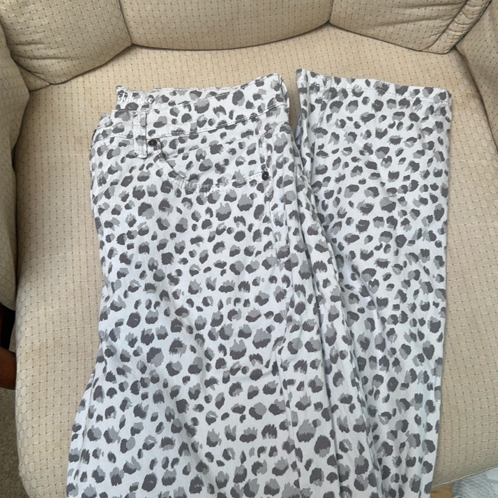 Leopard print jeans